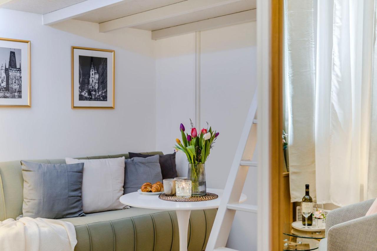 Prague Apt Near Charles Bridge By Michal&Friends Extérieur photo