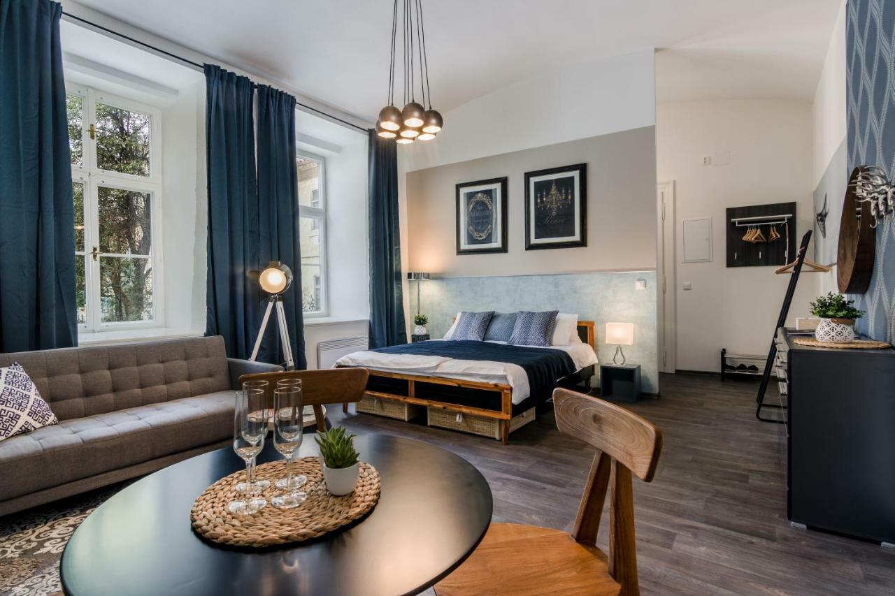 Prague Apt Near Charles Bridge By Michal&Friends Extérieur photo