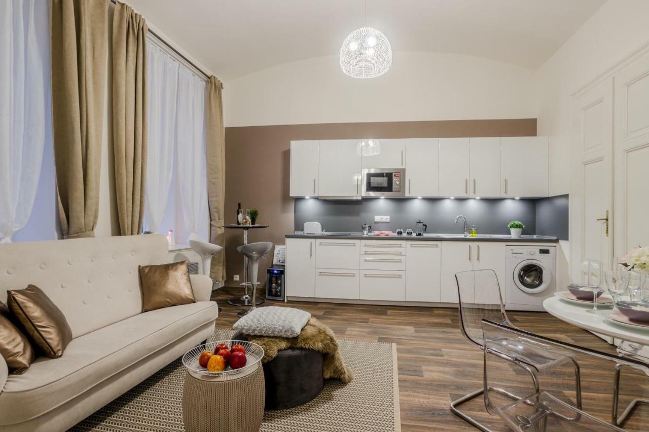 Prague Apt Near Charles Bridge By Michal&Friends Extérieur photo