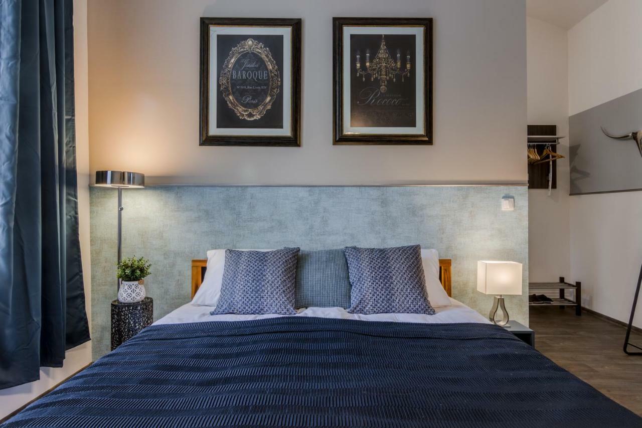 Prague Apt Near Charles Bridge By Michal&Friends Extérieur photo